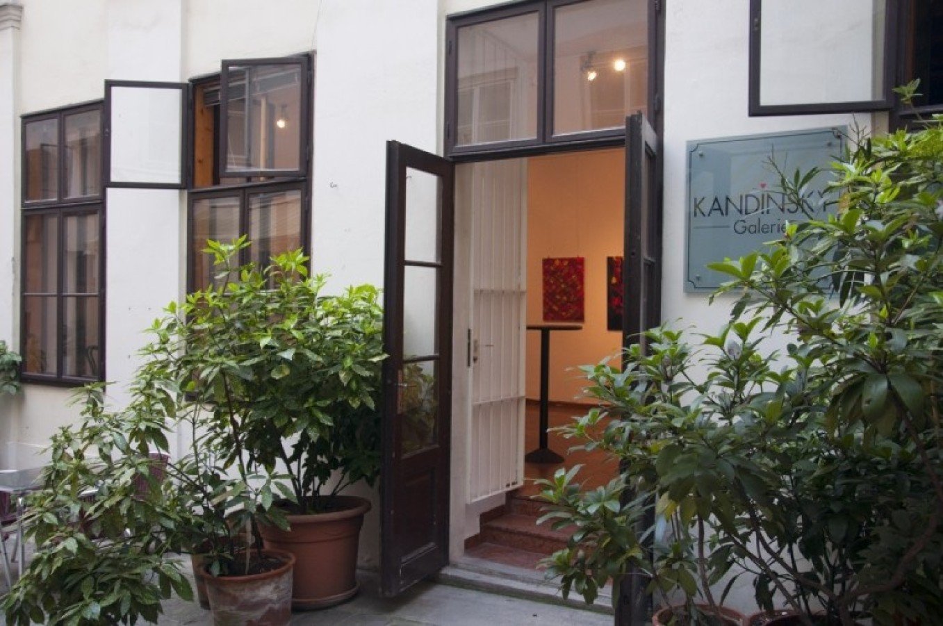 Kandinsky Cafe & Galerie