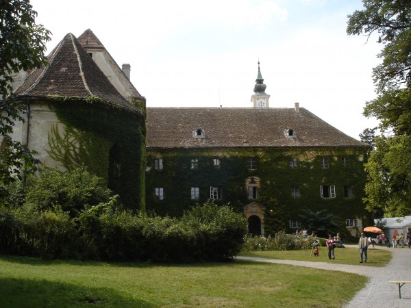 Schloss Poysbrunn Hochzeitslocation Bankettsaal