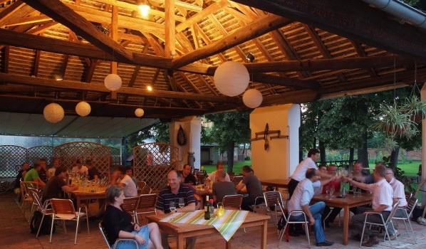 Gasthaus Neunläuf Wilfersdorf - Raum mieten für Feste, Events