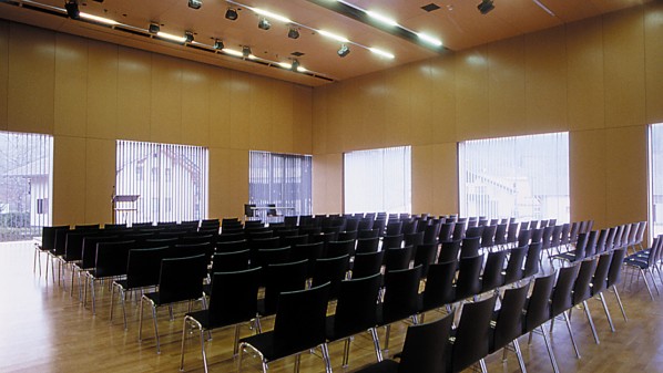 Höss-Halle Hinterstoder - Events - Kongresse - Seminare