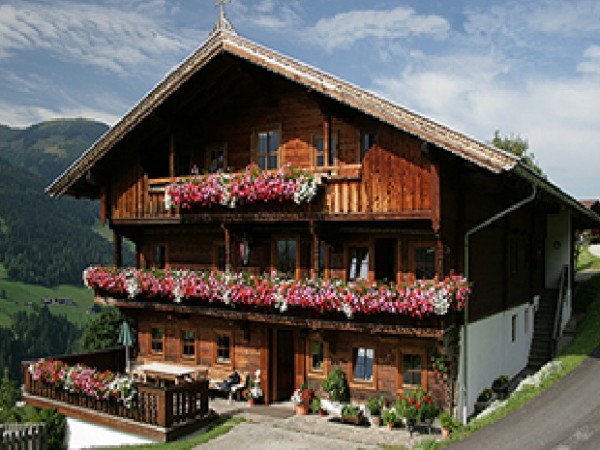 Bauernhof Alstenhof - Wohnen - Alstenhütte - Events