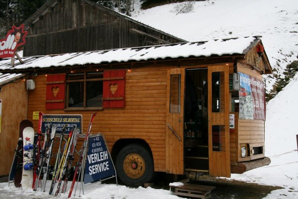 Trolli Après Ski Bus