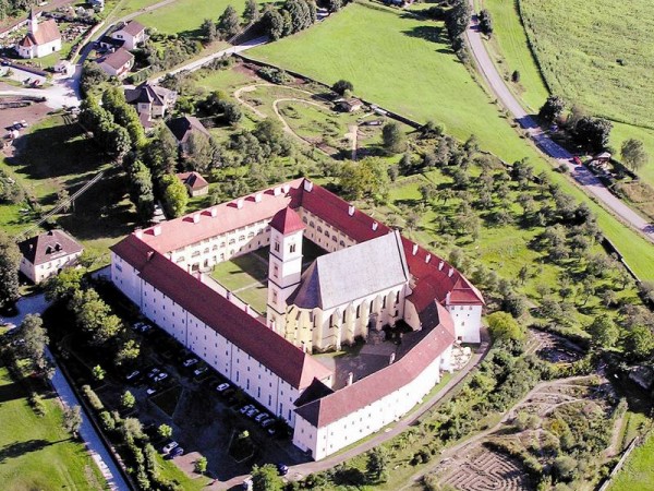 Stift St Georgen - Bildungshaus - Hotel - Seminarezentrum