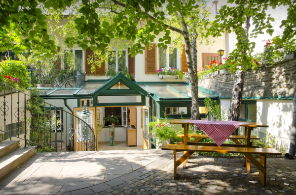 Wein & Heuriger Pferschy-Seper