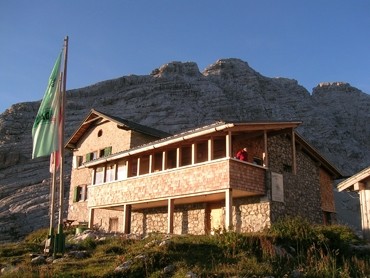 Schmidt-Zabierow-Hütte (1966 m)