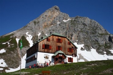 Guttenberghaus (2146 m)