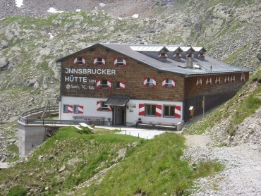 Innsbrucker Hütte (2369 m)