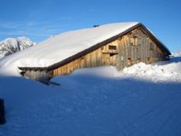 Duck-Di Hütte (1555 m)