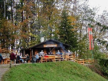 Lindensteinhütte (690 m)