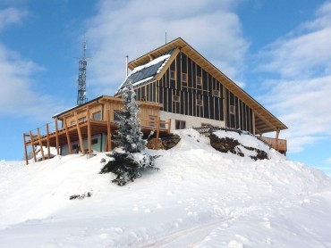 Hochsteinhütte (2023 m)