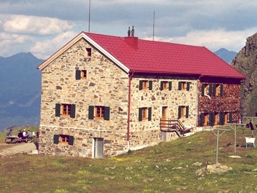 Niederelbehütte (2310 m)