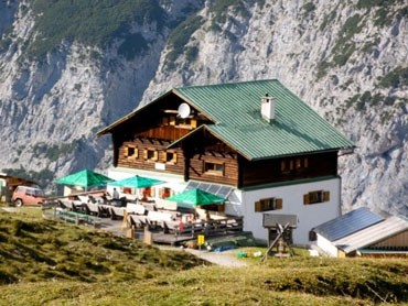 Pfeishütte (1950 m)